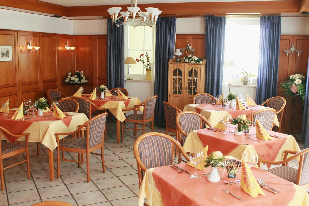 Hotel Posthalter Reichertshofen Екстер'єр фото
